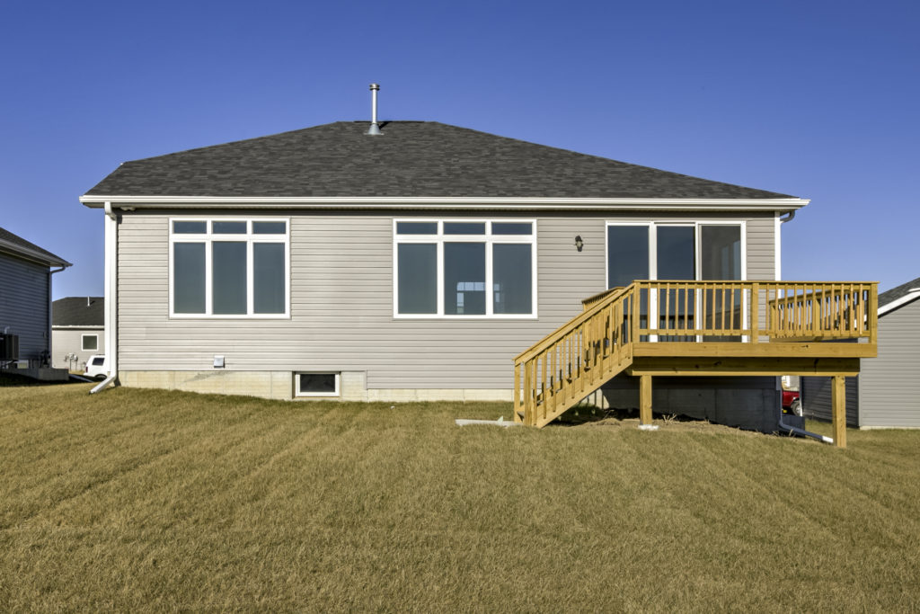 277820_33 Don Johnson Homes